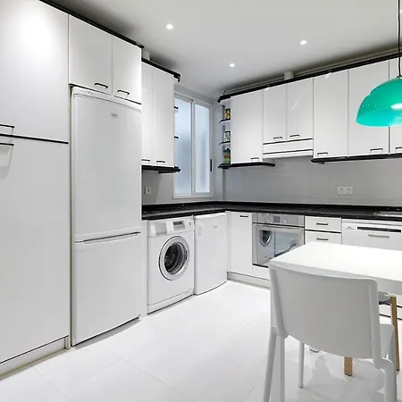 Mirakruz H By Feelfree * San Sebastián