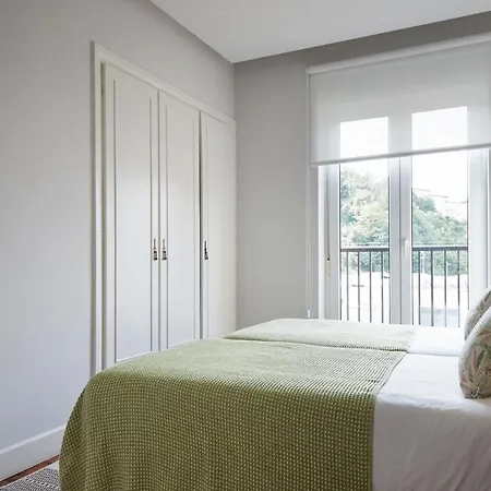 Mirakruz H By Feelfree Apartment